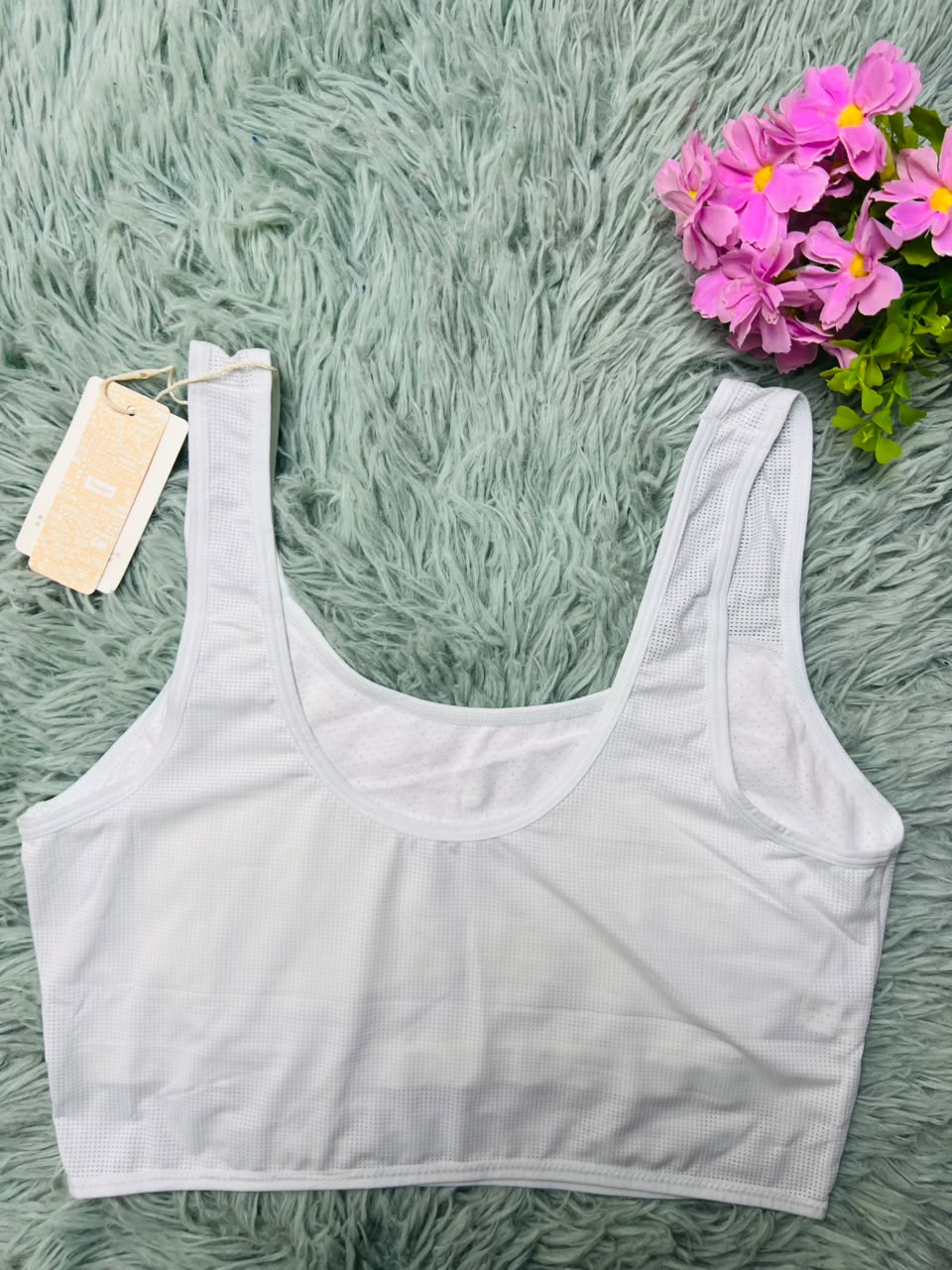 Seamless Breathable Mesh Sports Bra – Smile Graphic Crop Top