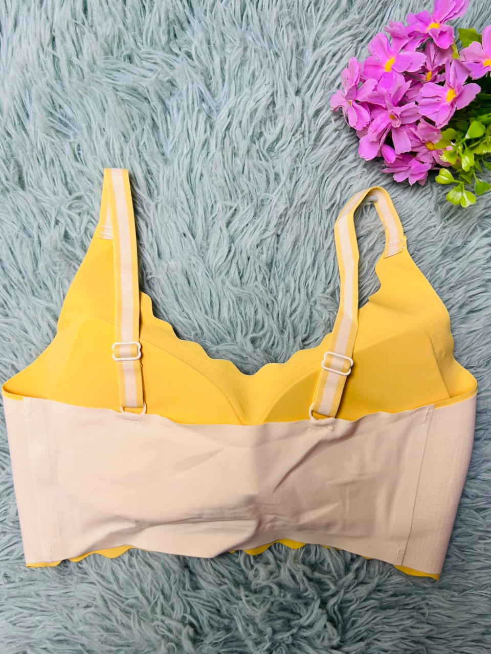 Seamless Scalloped Trim Wireless Bralette – Contrast Edge Everyday Bra