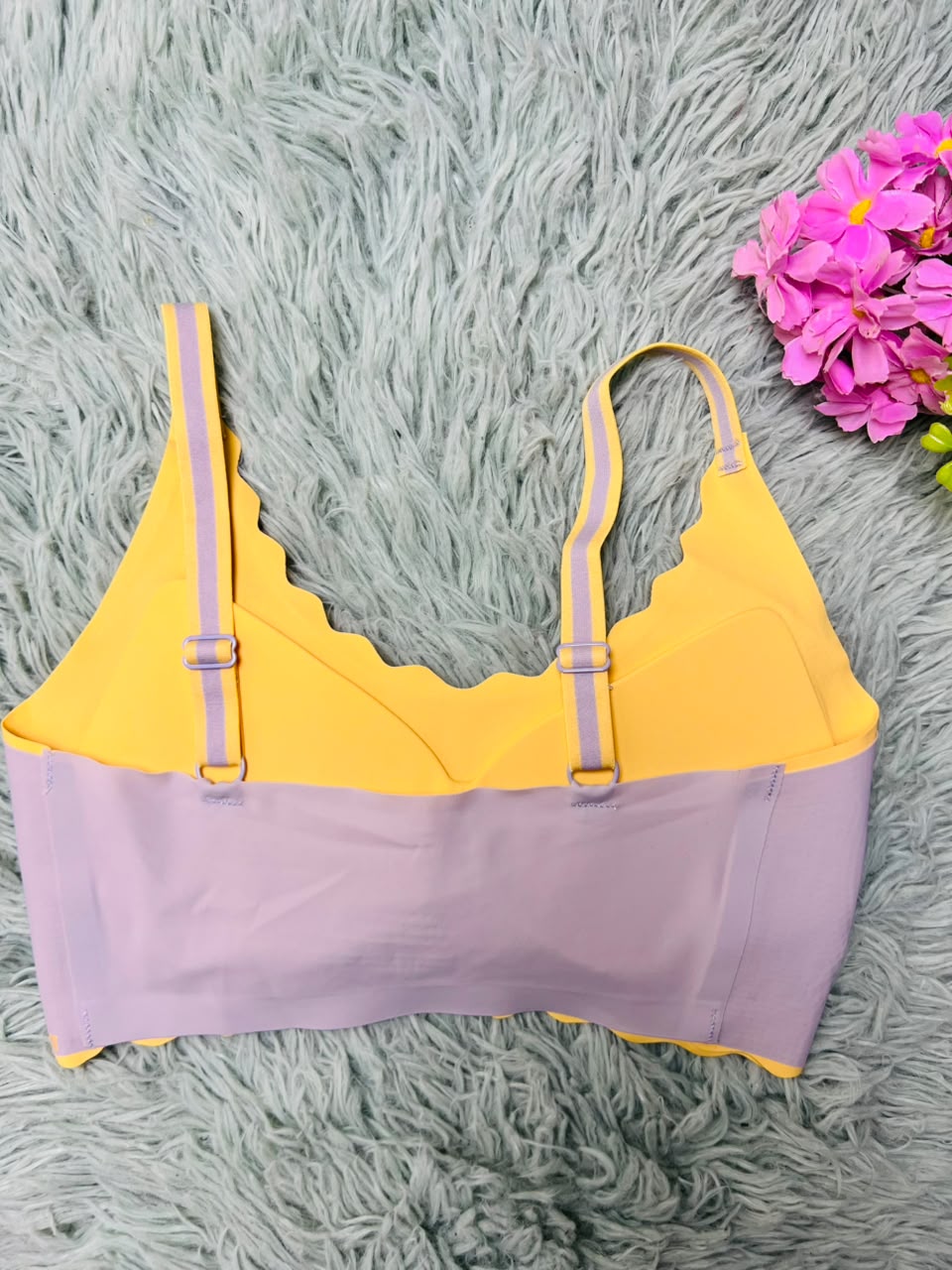 Seamless Scalloped Trim Wireless Bralette – Contrast Edge Everyday Bra