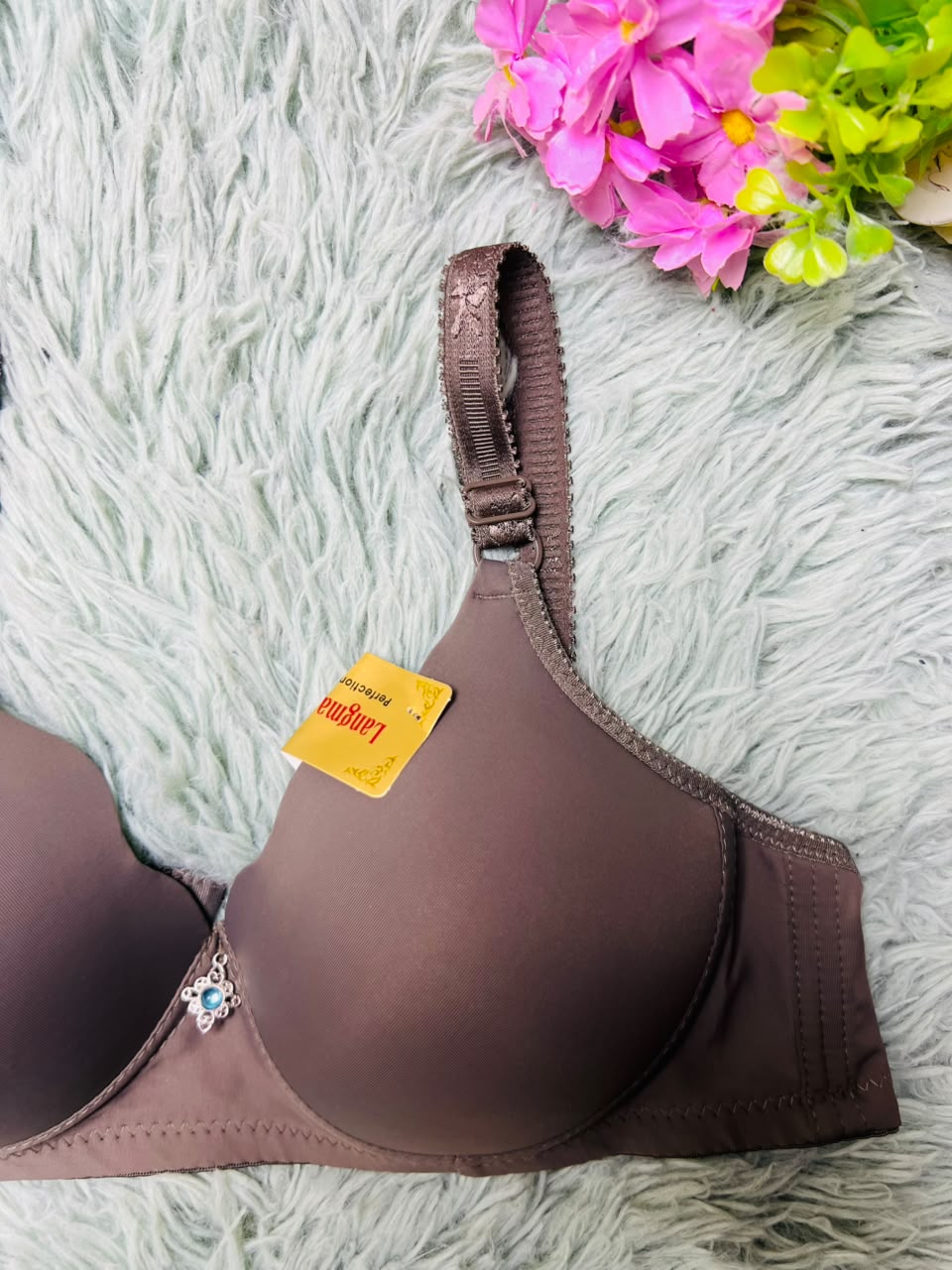 Seamless Sweetheart T-Shirt Bra – Crystal Charm Padded Bra
