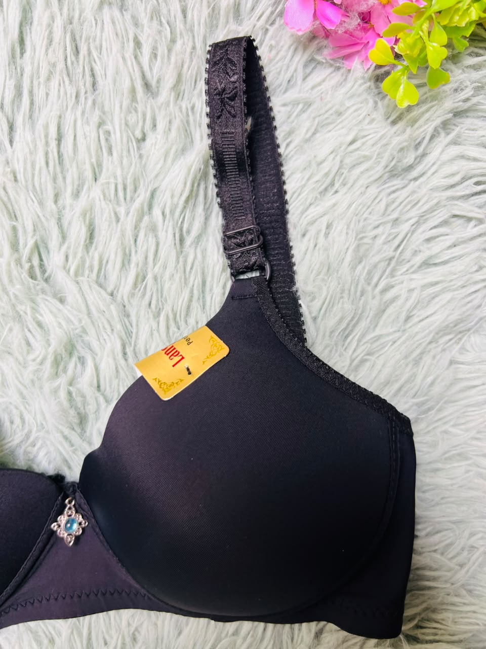 Seamless Sweetheart T-Shirt Bra – Crystal Charm Padded Bra